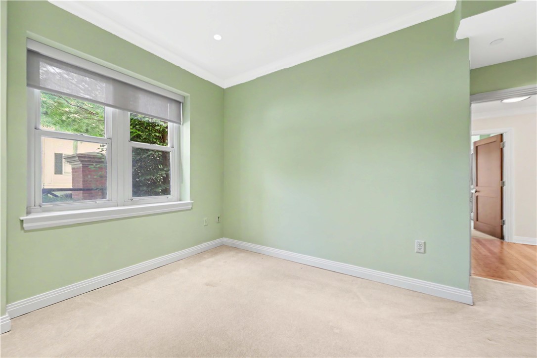 341 Thames Street 101-S