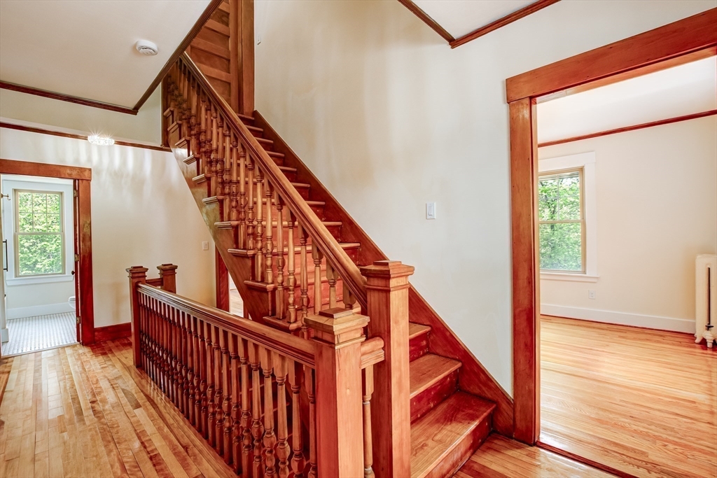 35 Dyer St