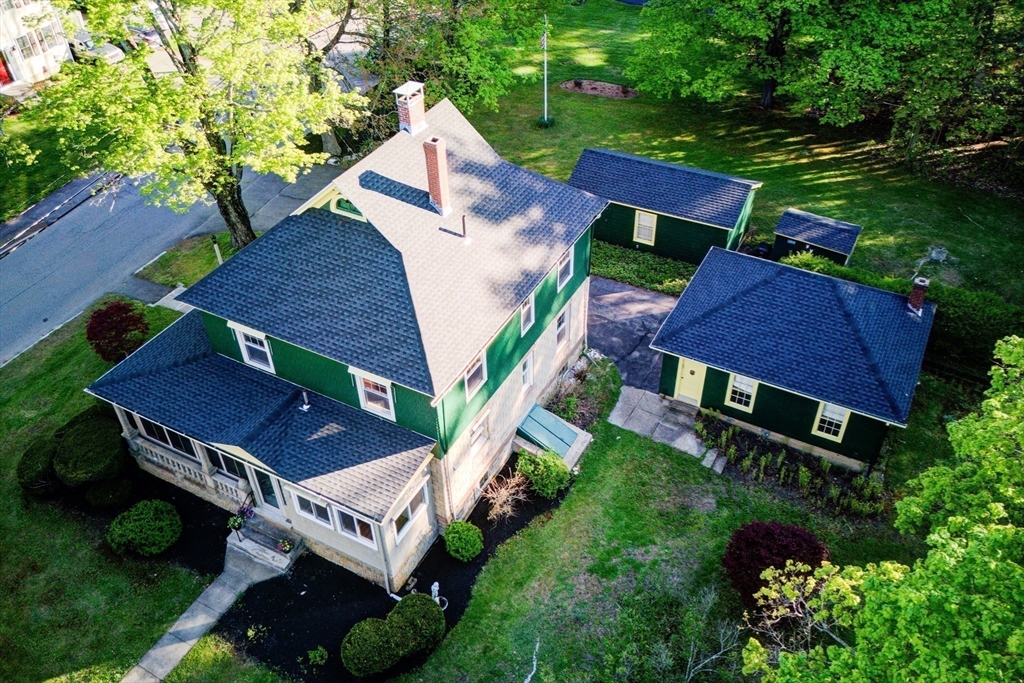 35 Dyer St
