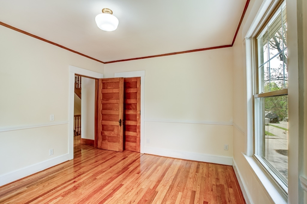 35 Dyer St