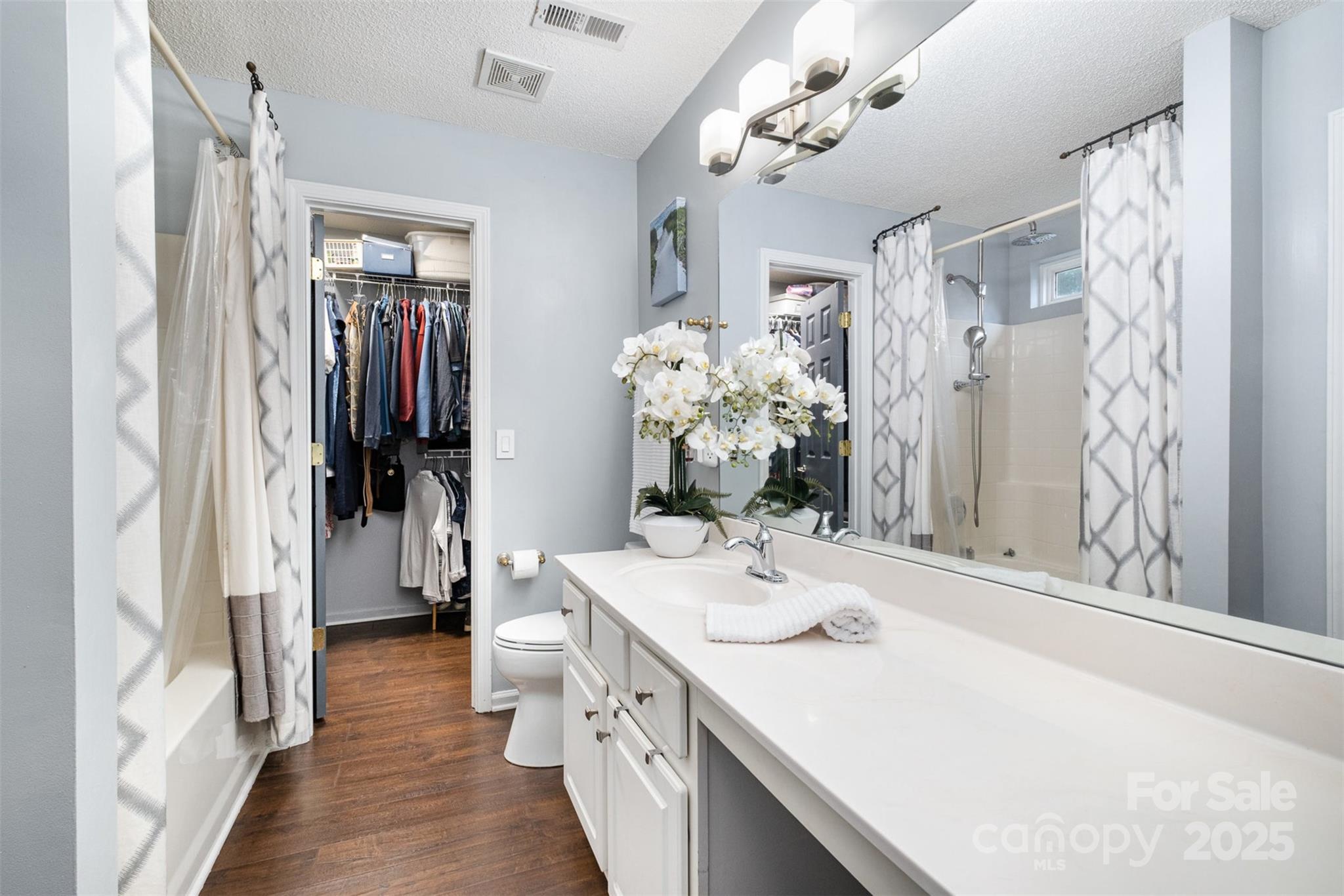 5927 Leawood Run Court