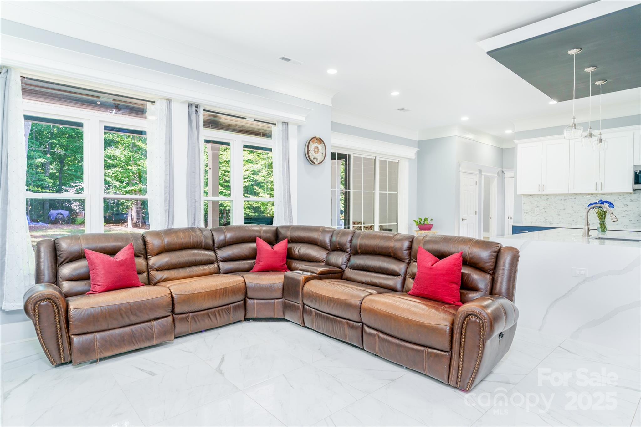 4218 Enoch Drive