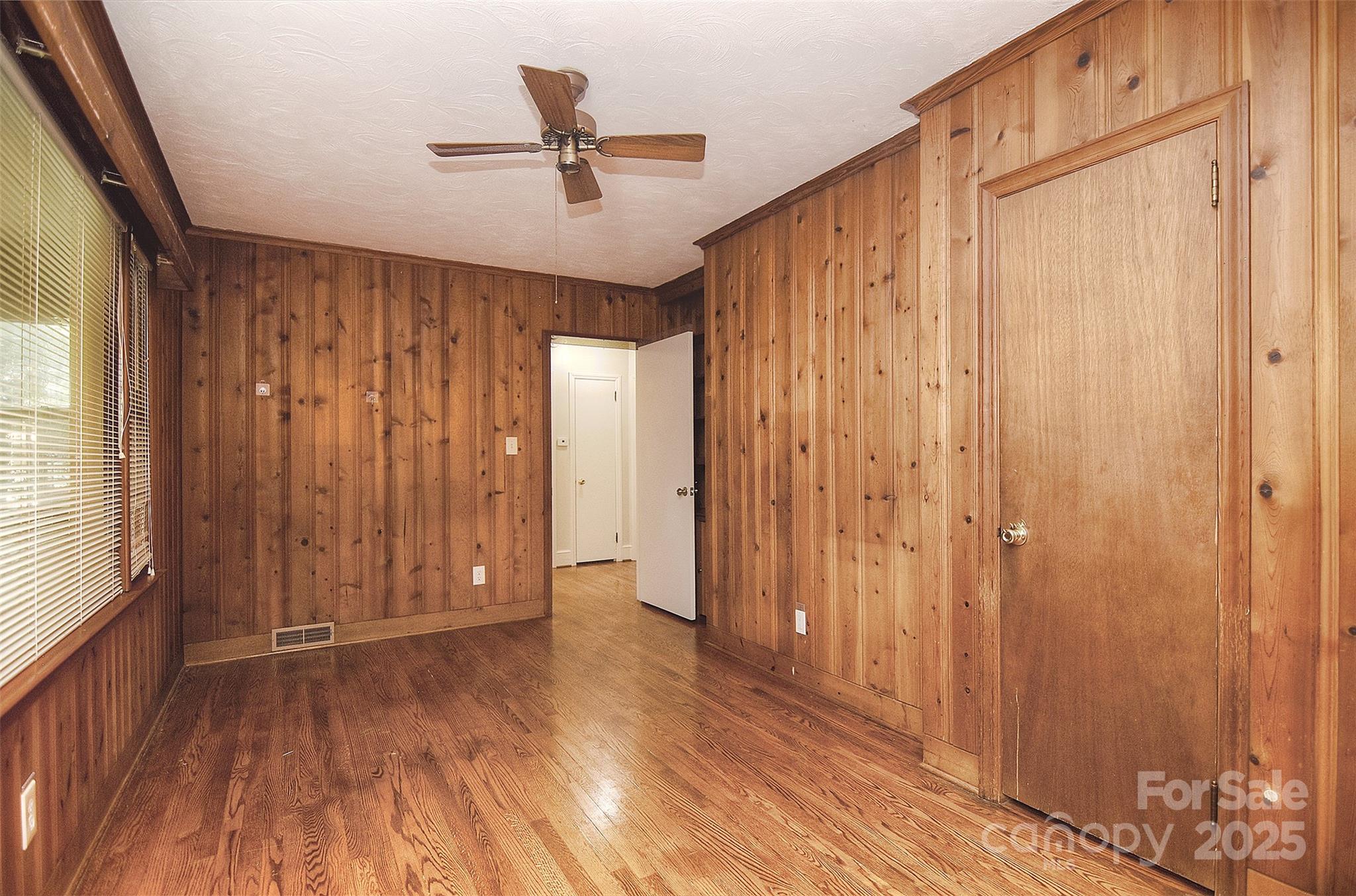 5312 Princess Street