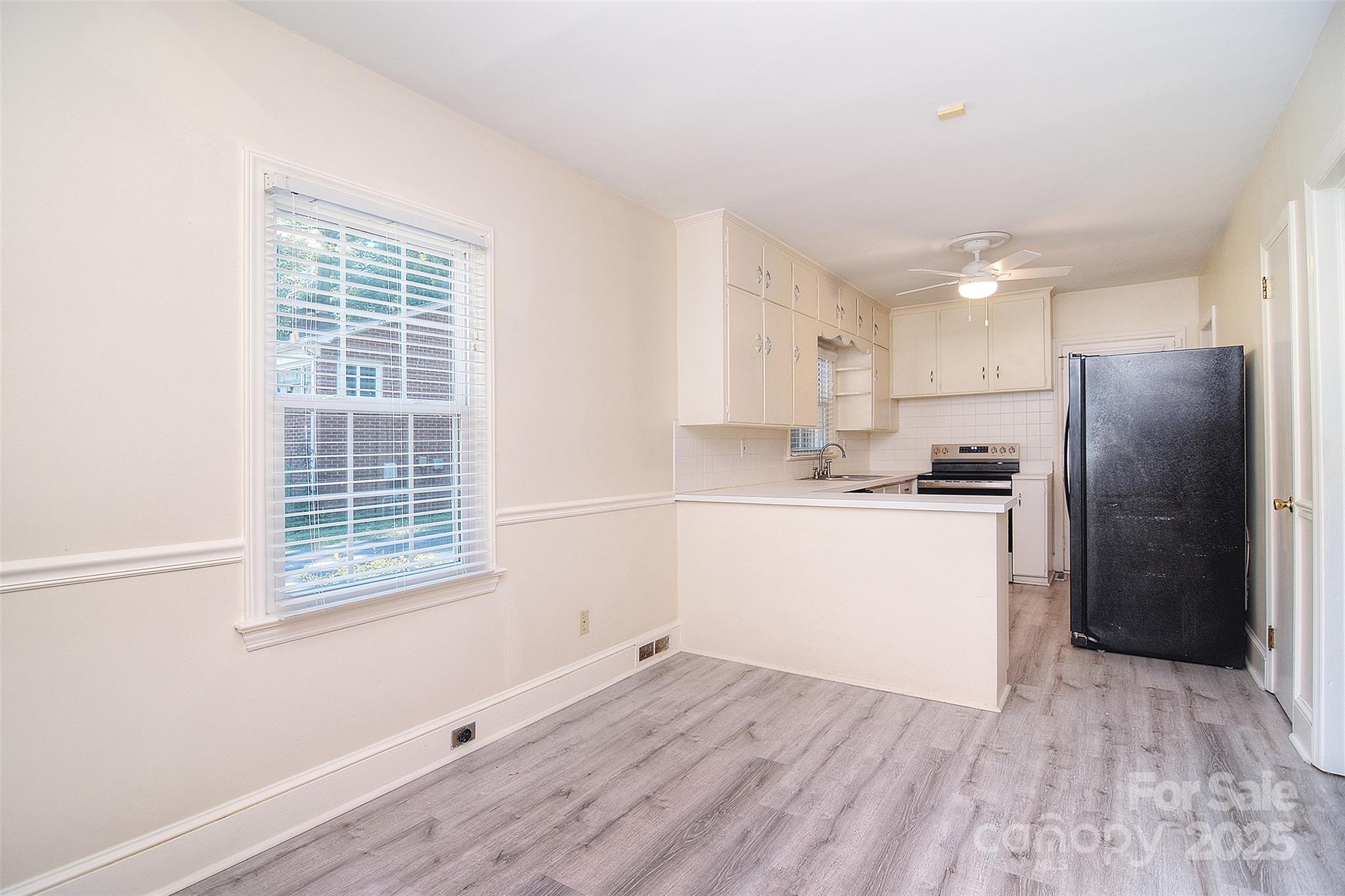 5312 Princess Street