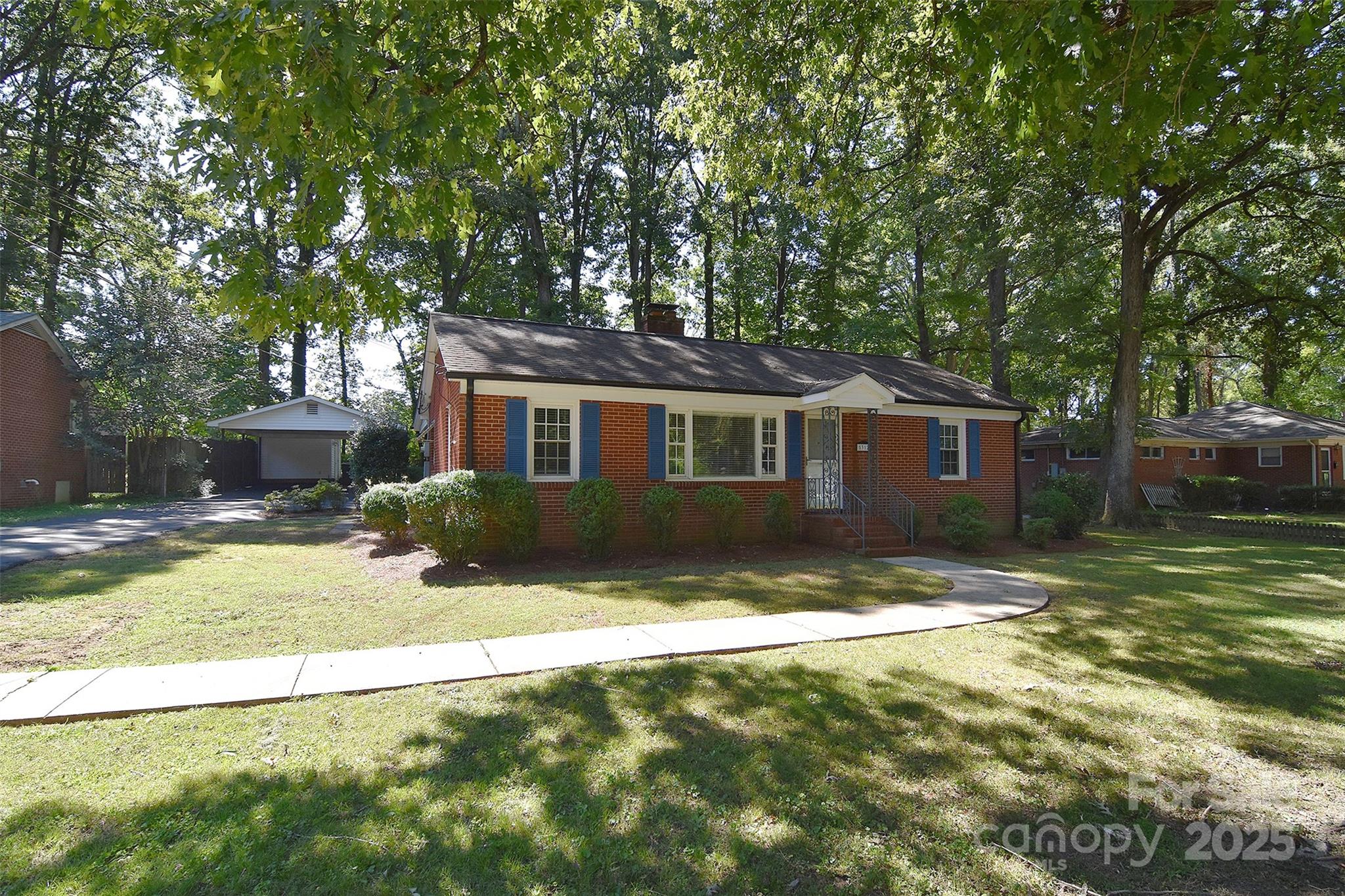 5312 Princess Street