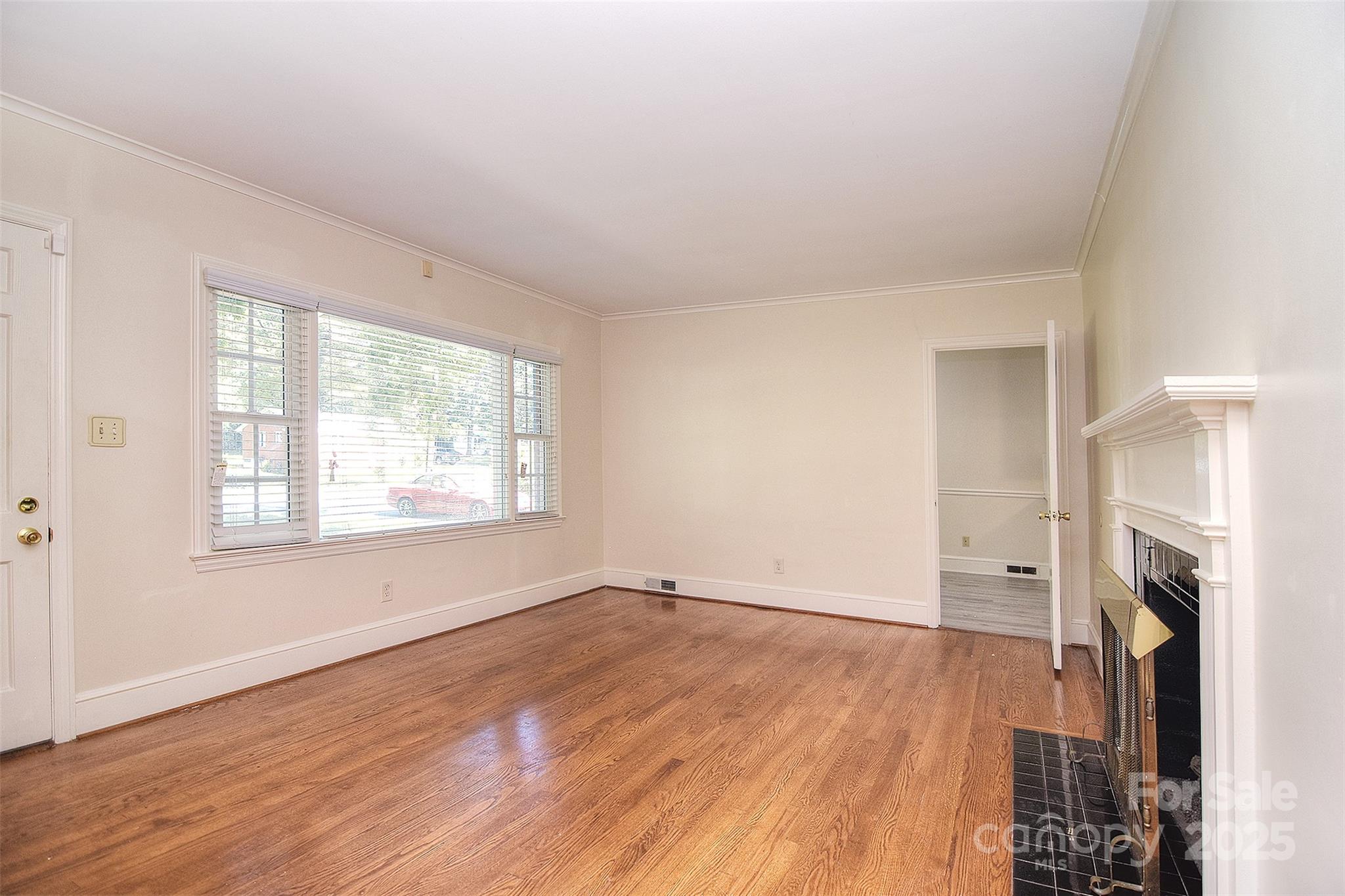 5312 Princess Street