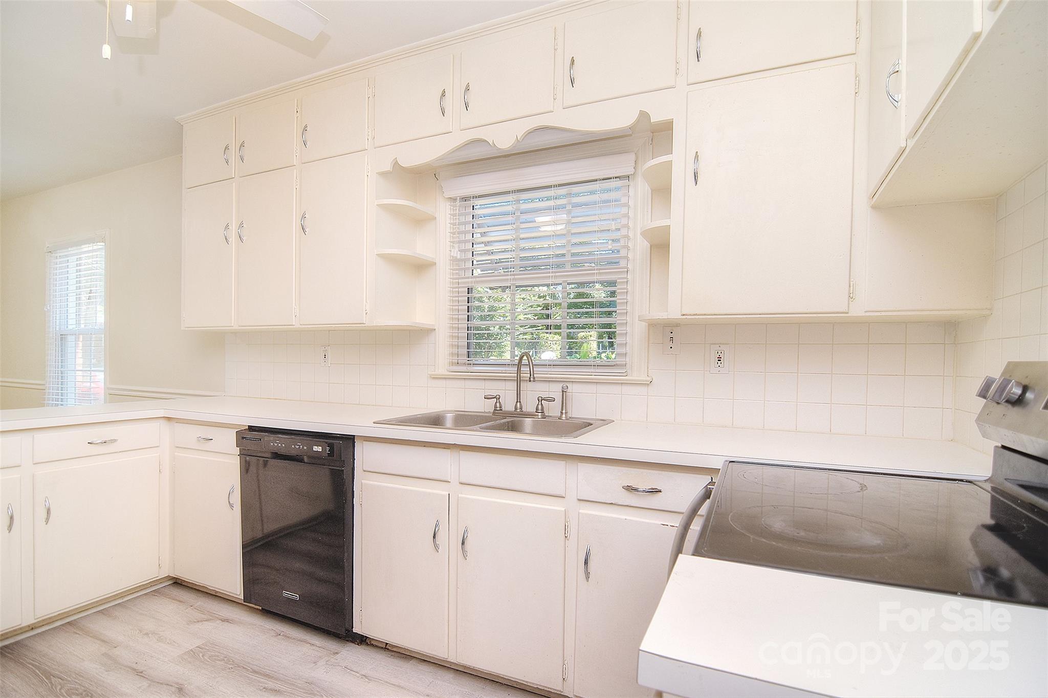 5312 Princess Street