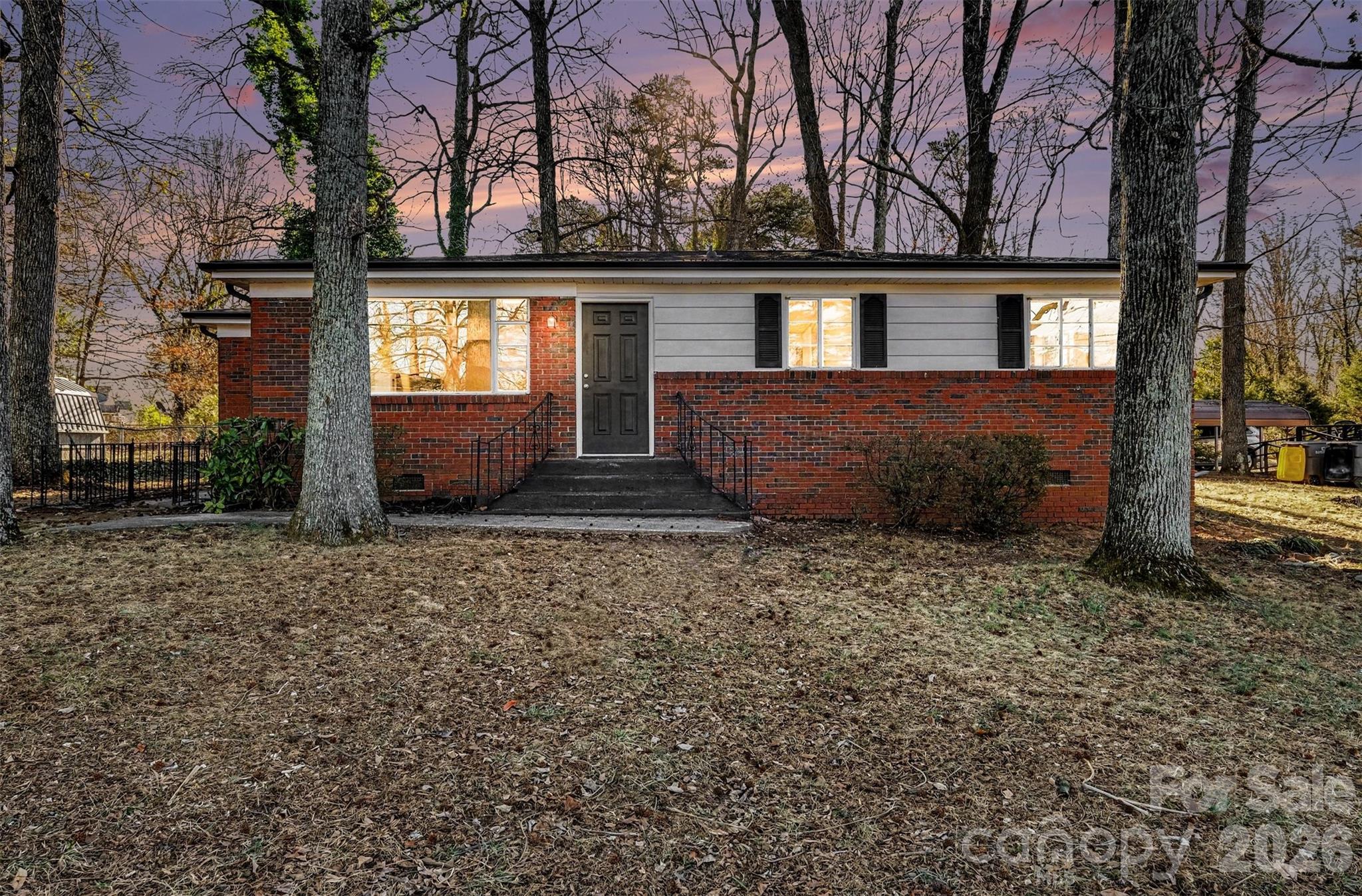 1407 Sherwood Drive
