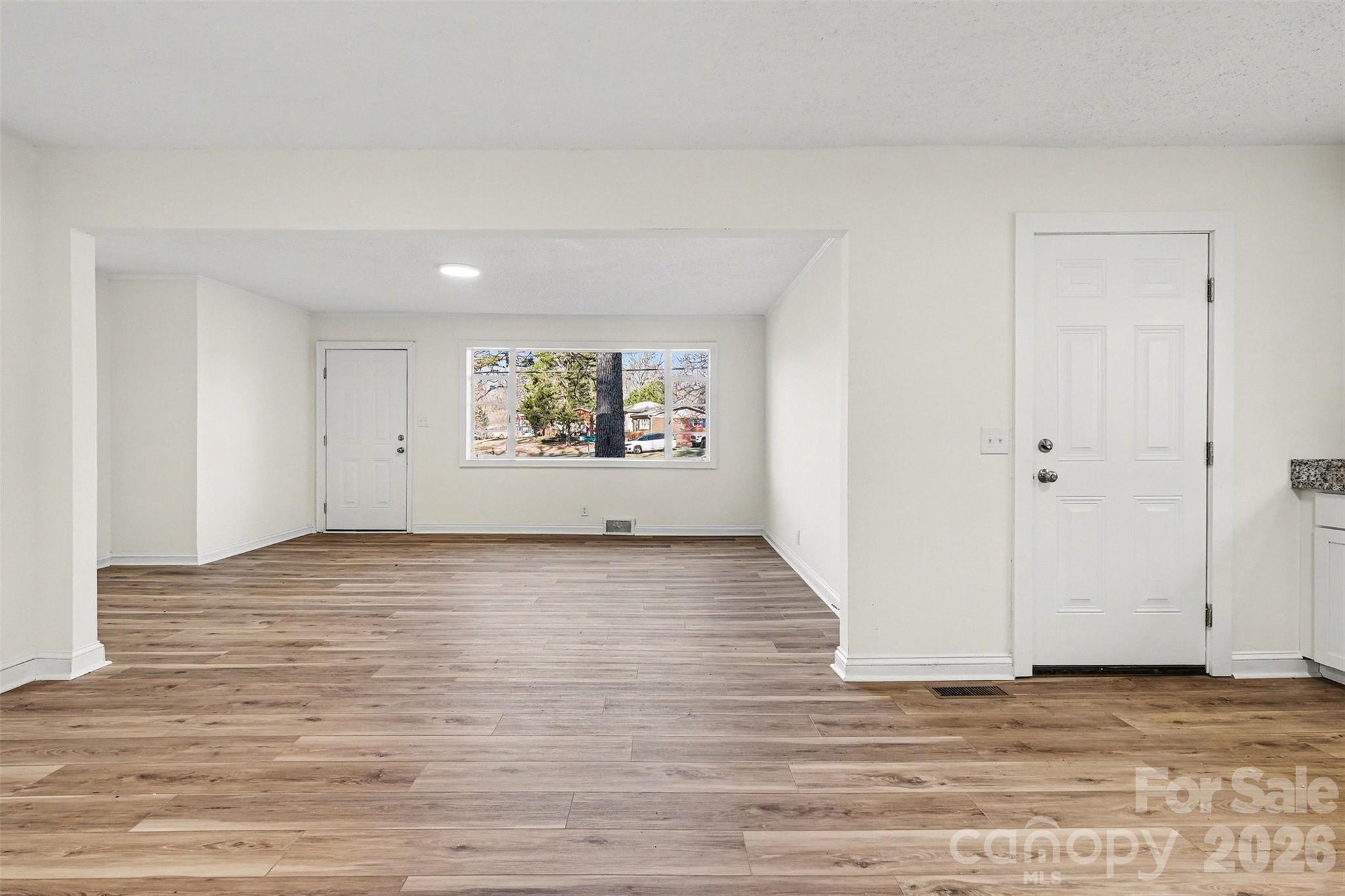 1407 Sherwood Drive