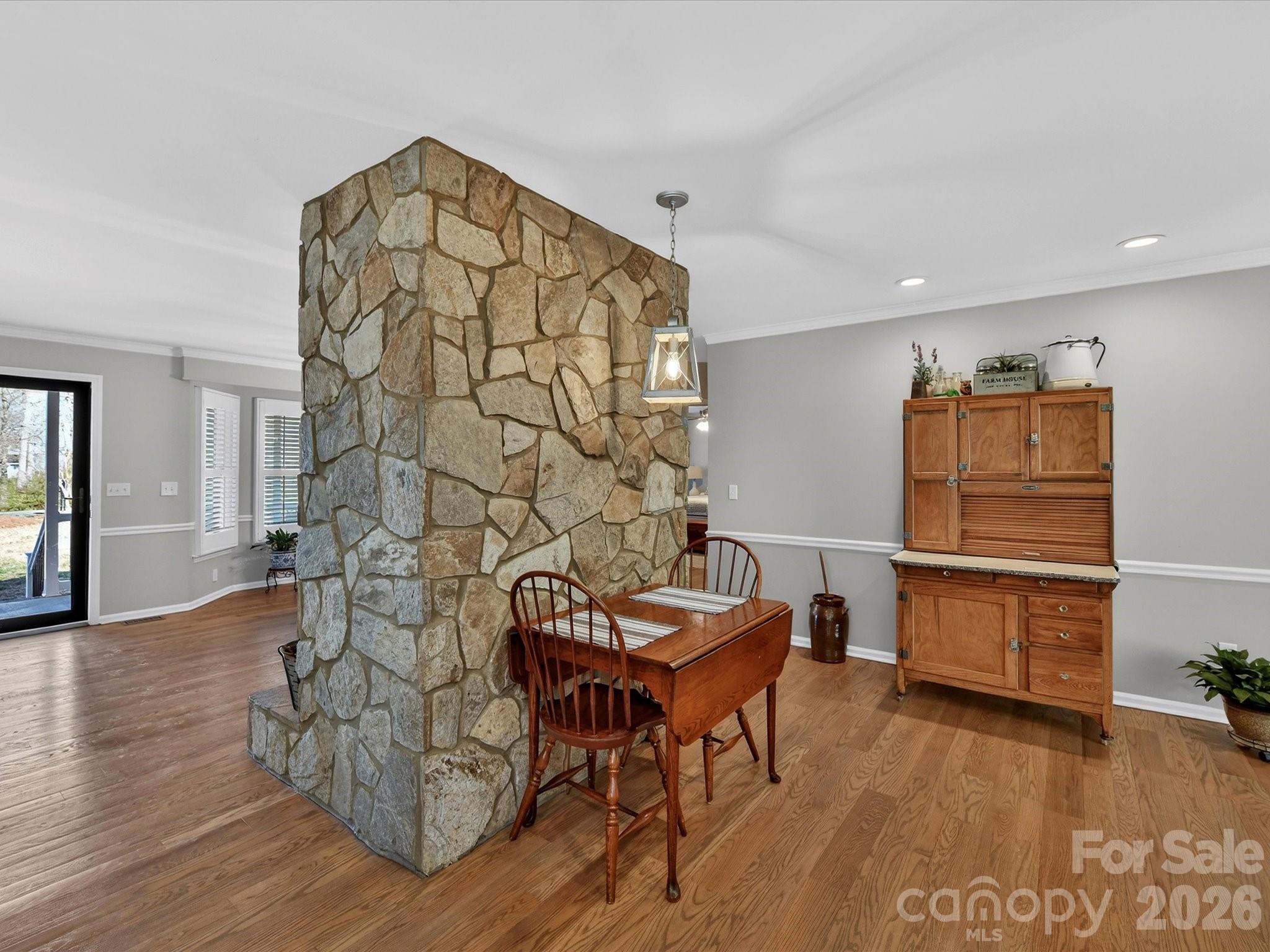 1923 Mcrorie Road