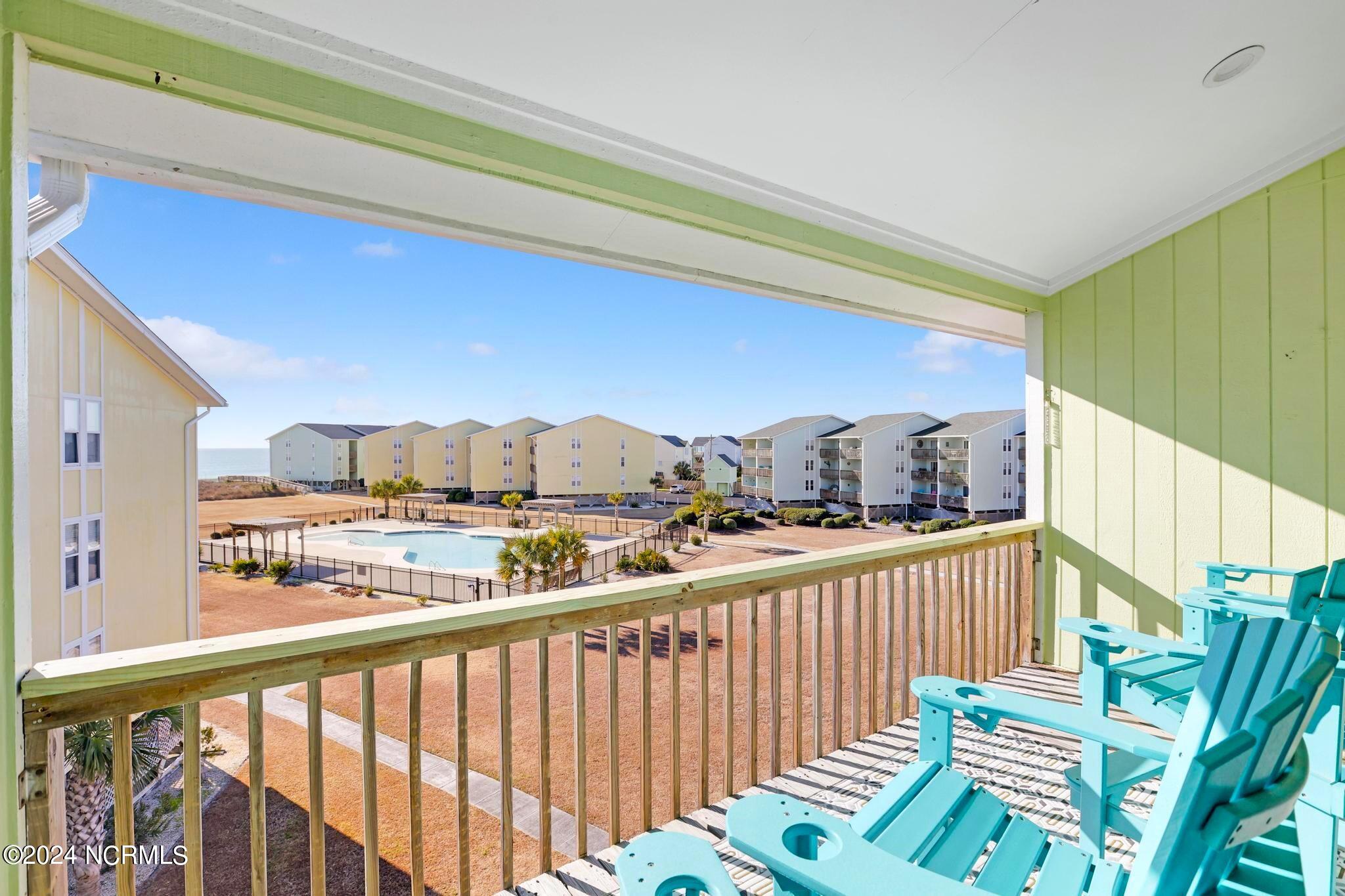 918 N New River Drive, 538