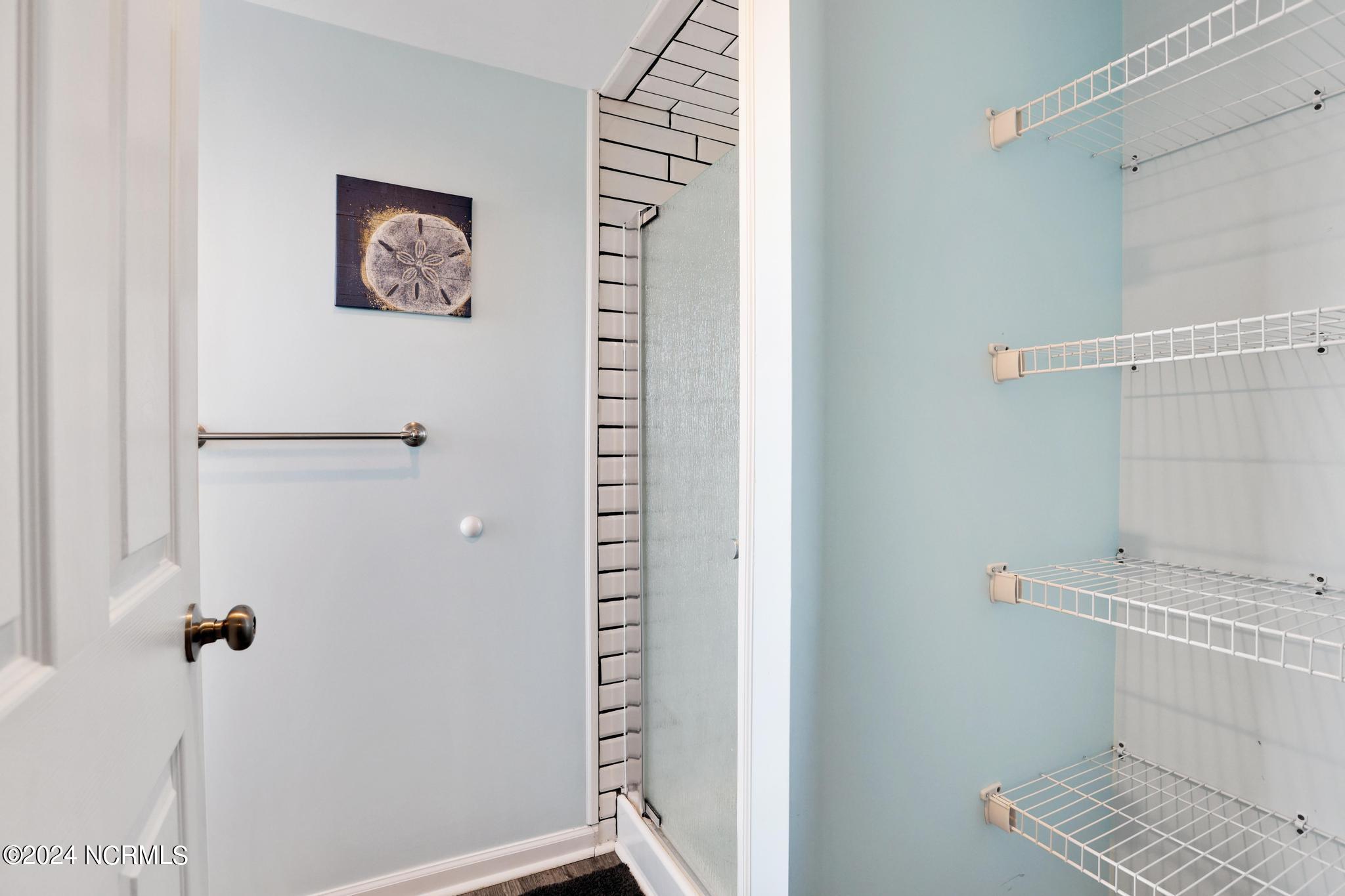 918 N New River Drive, 538