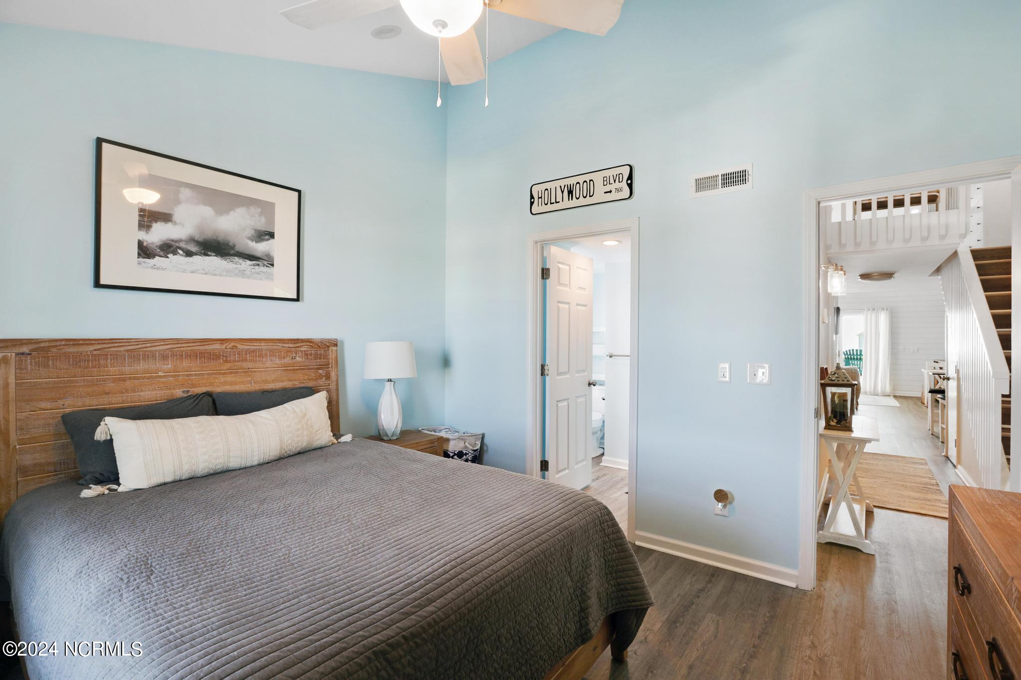 918 N New River Drive, 538