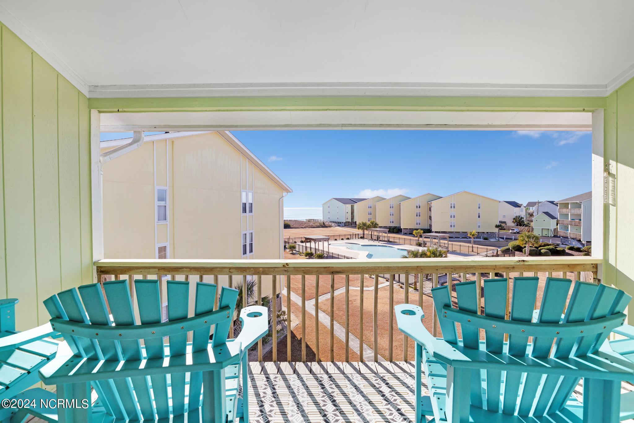 918 N New River Drive, 538