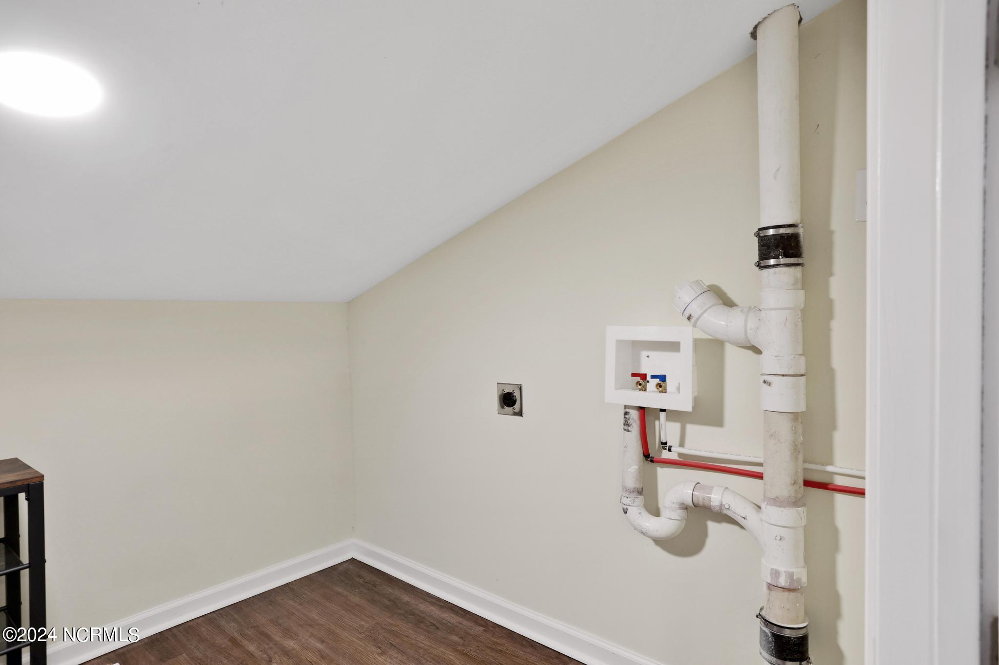 918 N New River Drive, 538