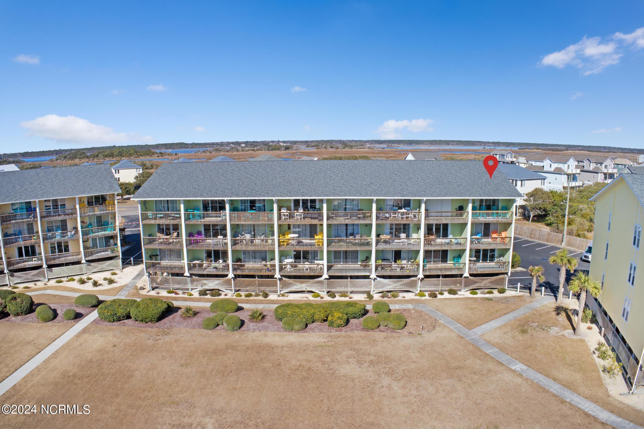918 N New River Drive, 538