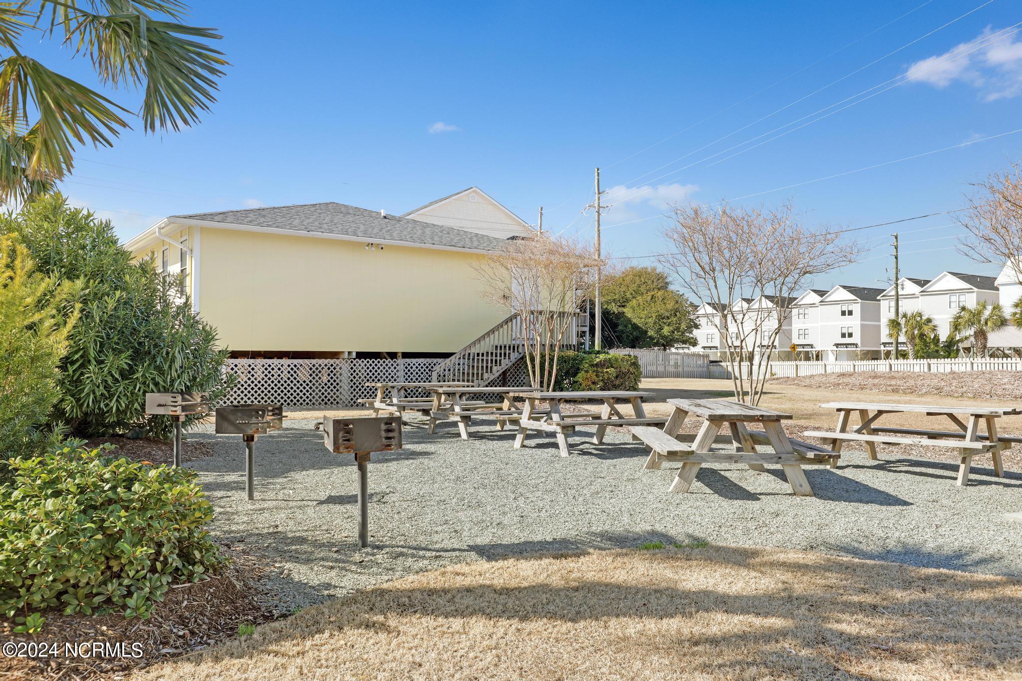 918 N New River Drive, 538