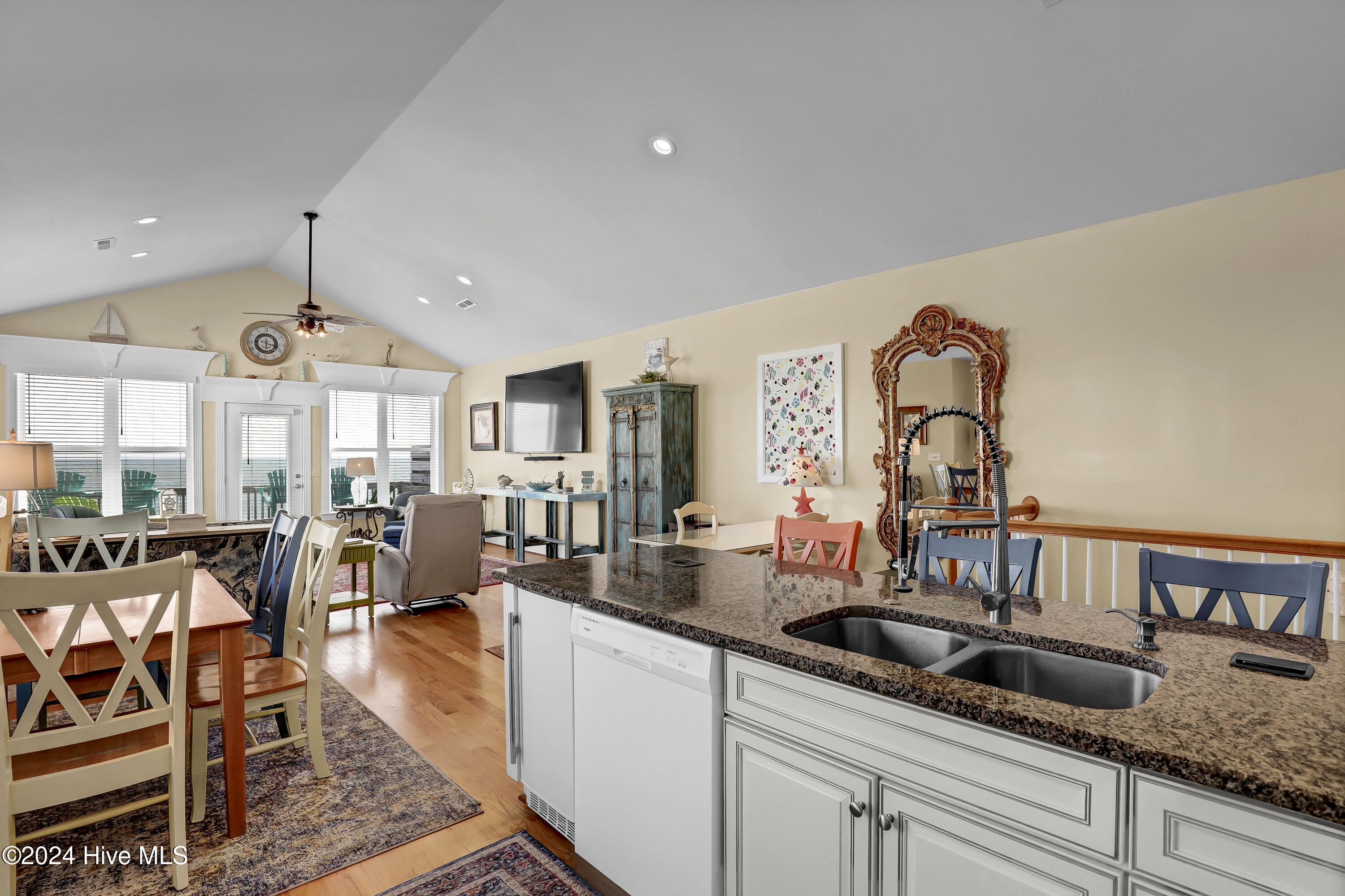 1134 S Shore Drive, A