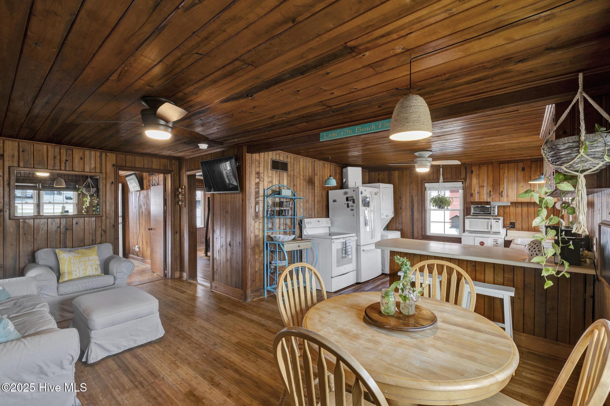 303 Herring Drive, B