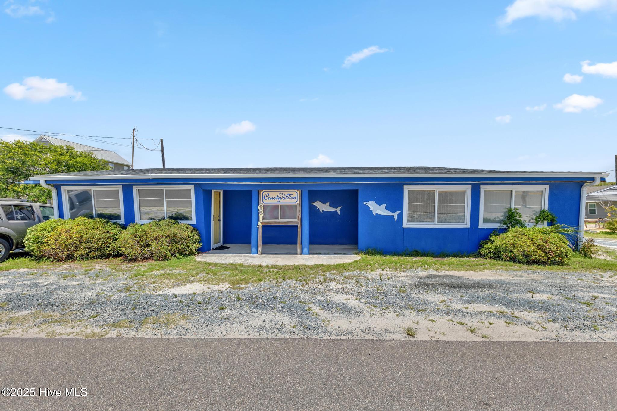 621 N New River Drive, A