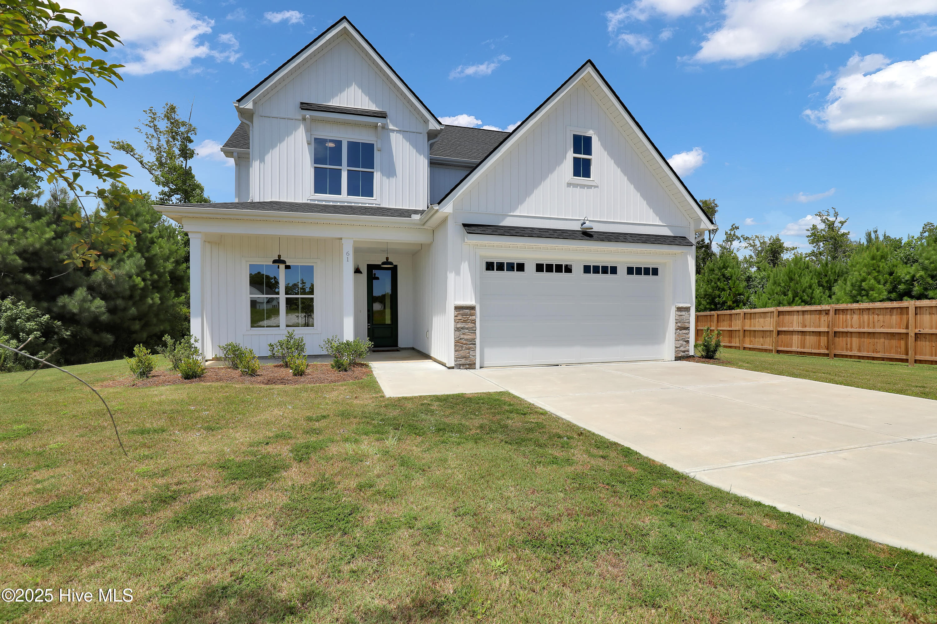 61 Tanglewood Court