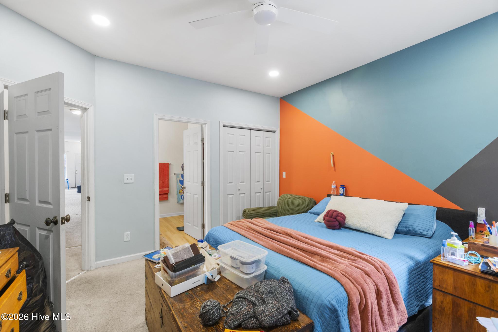 215/217 Lloyd Street