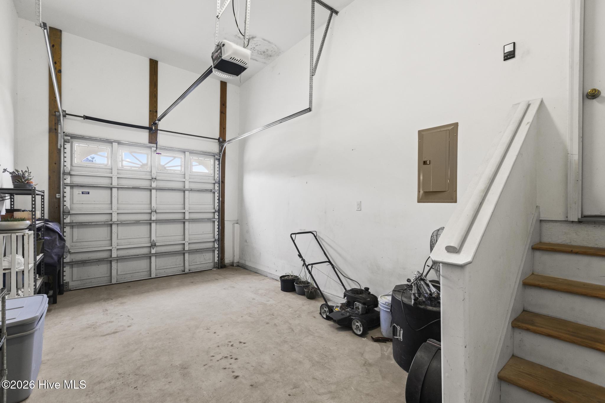 215/217 Lloyd Street