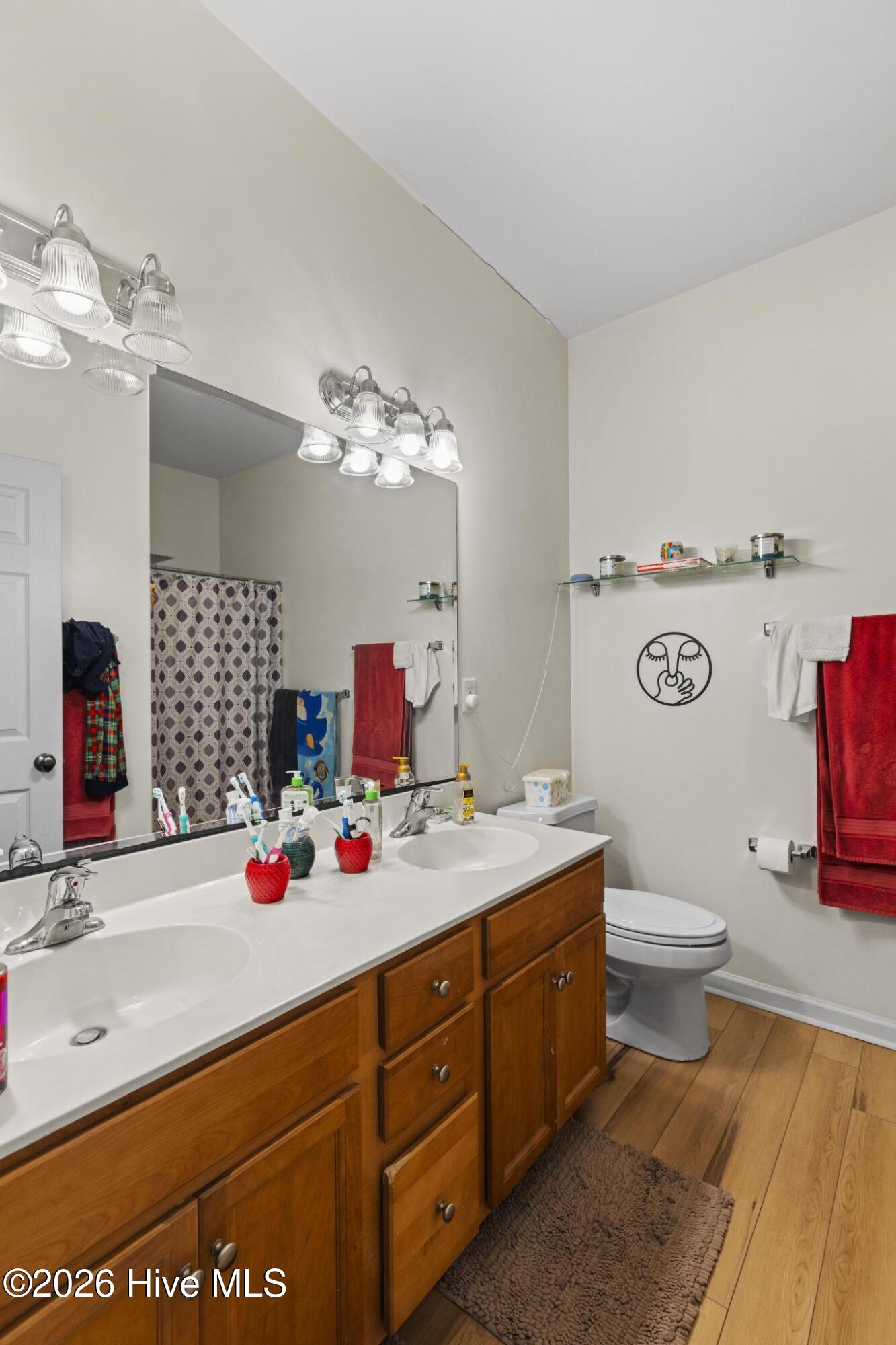 215/217 Lloyd Street