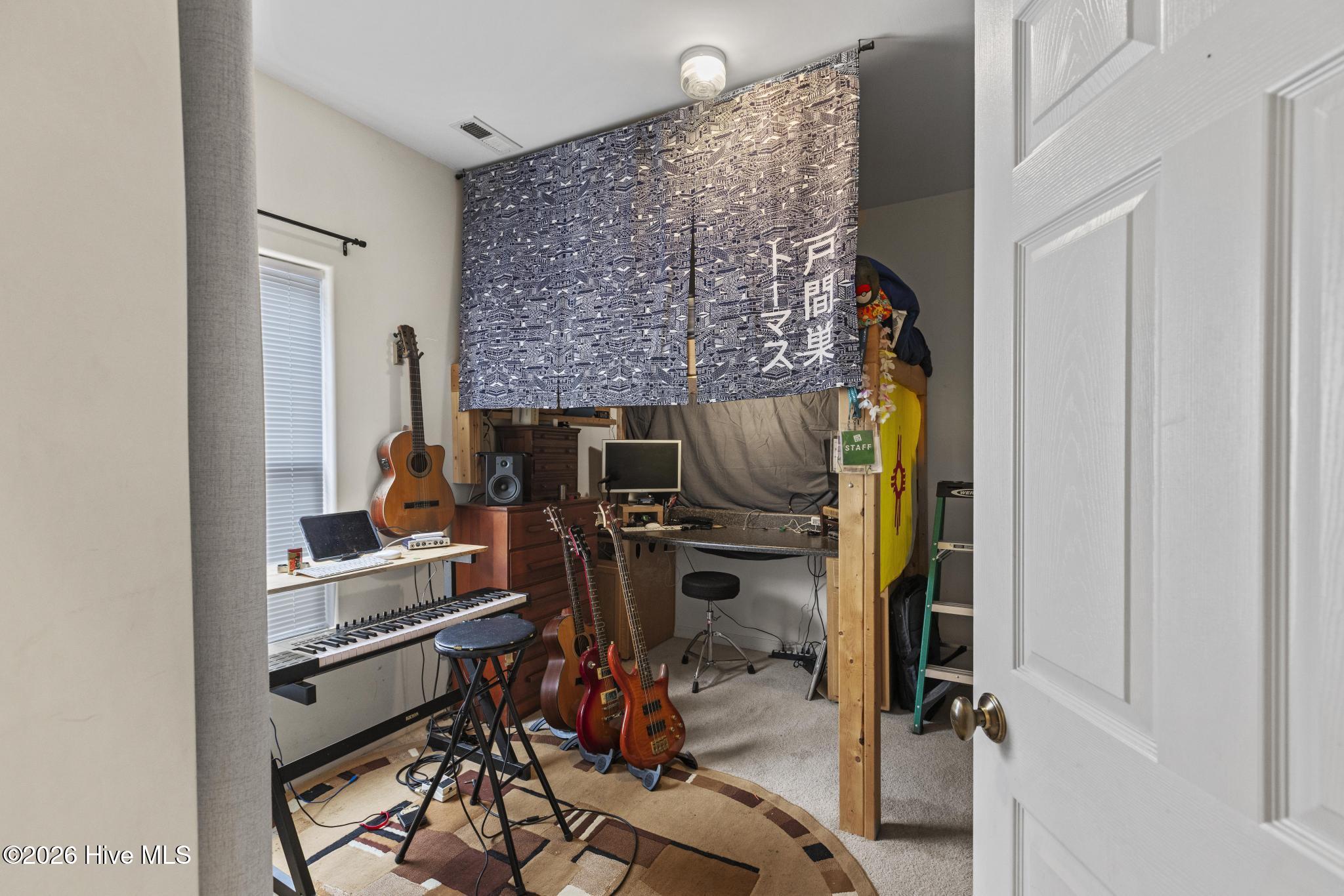 215/217 Lloyd Street