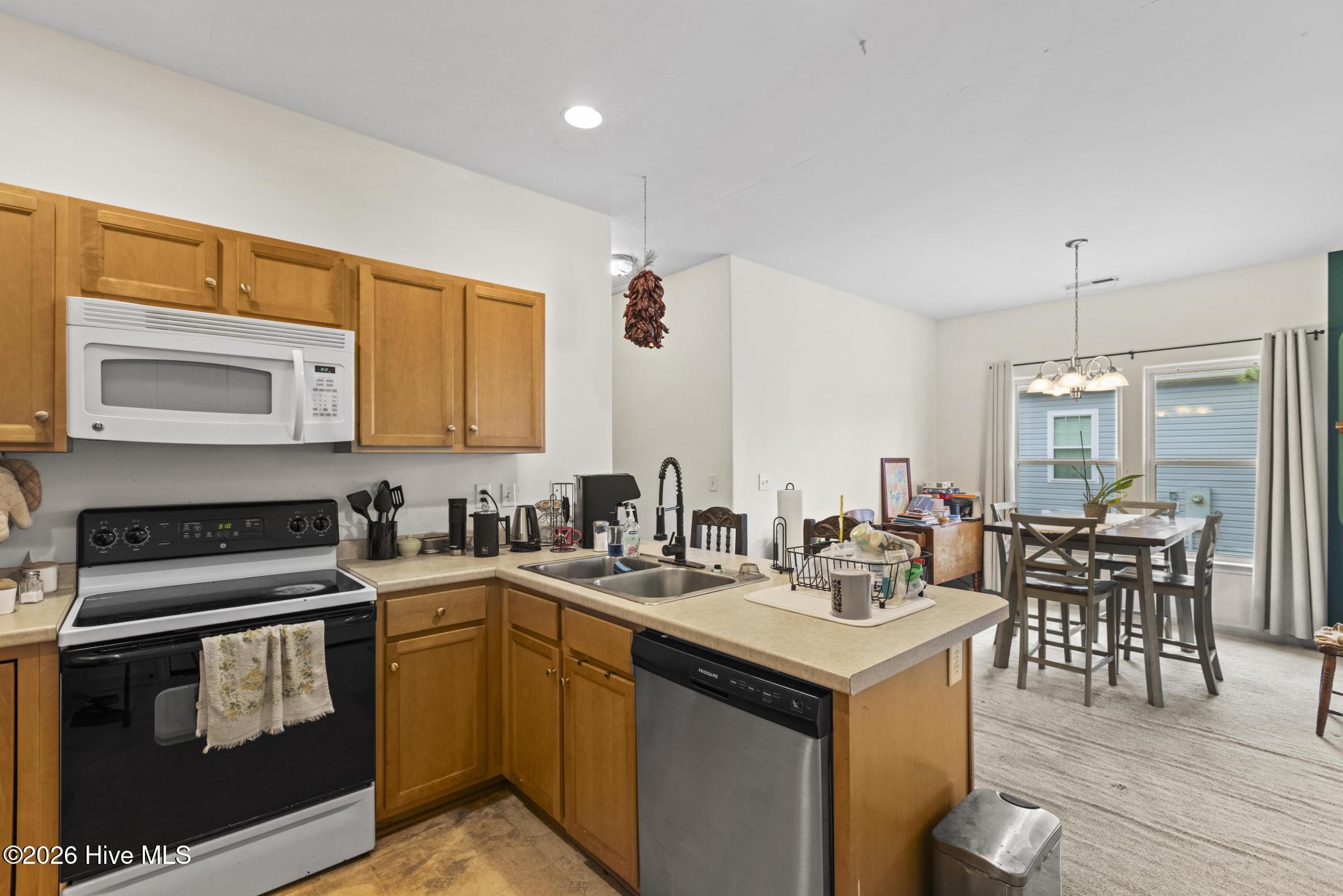 215/217 Lloyd Street