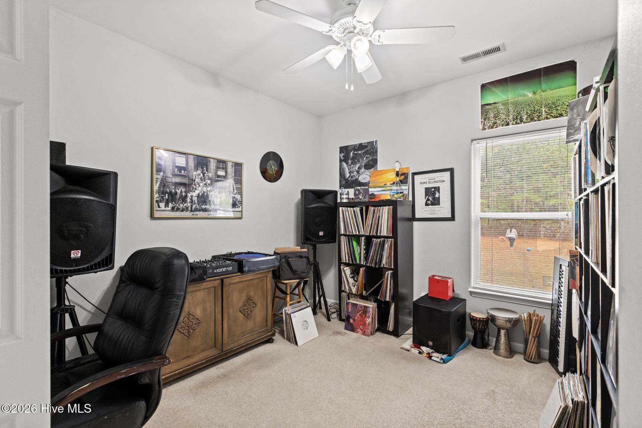 215/217 Lloyd Street