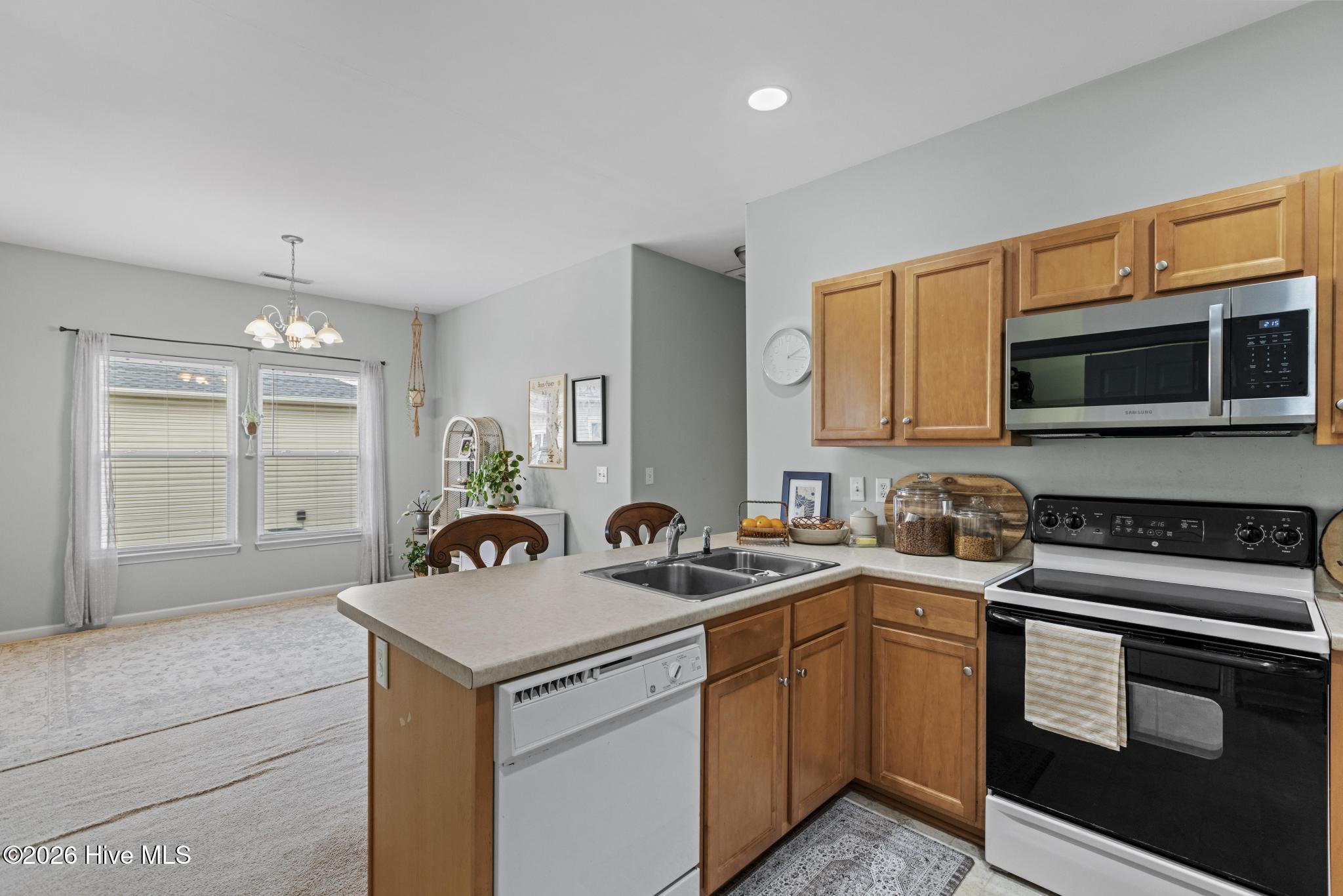 215/217 Lloyd Street