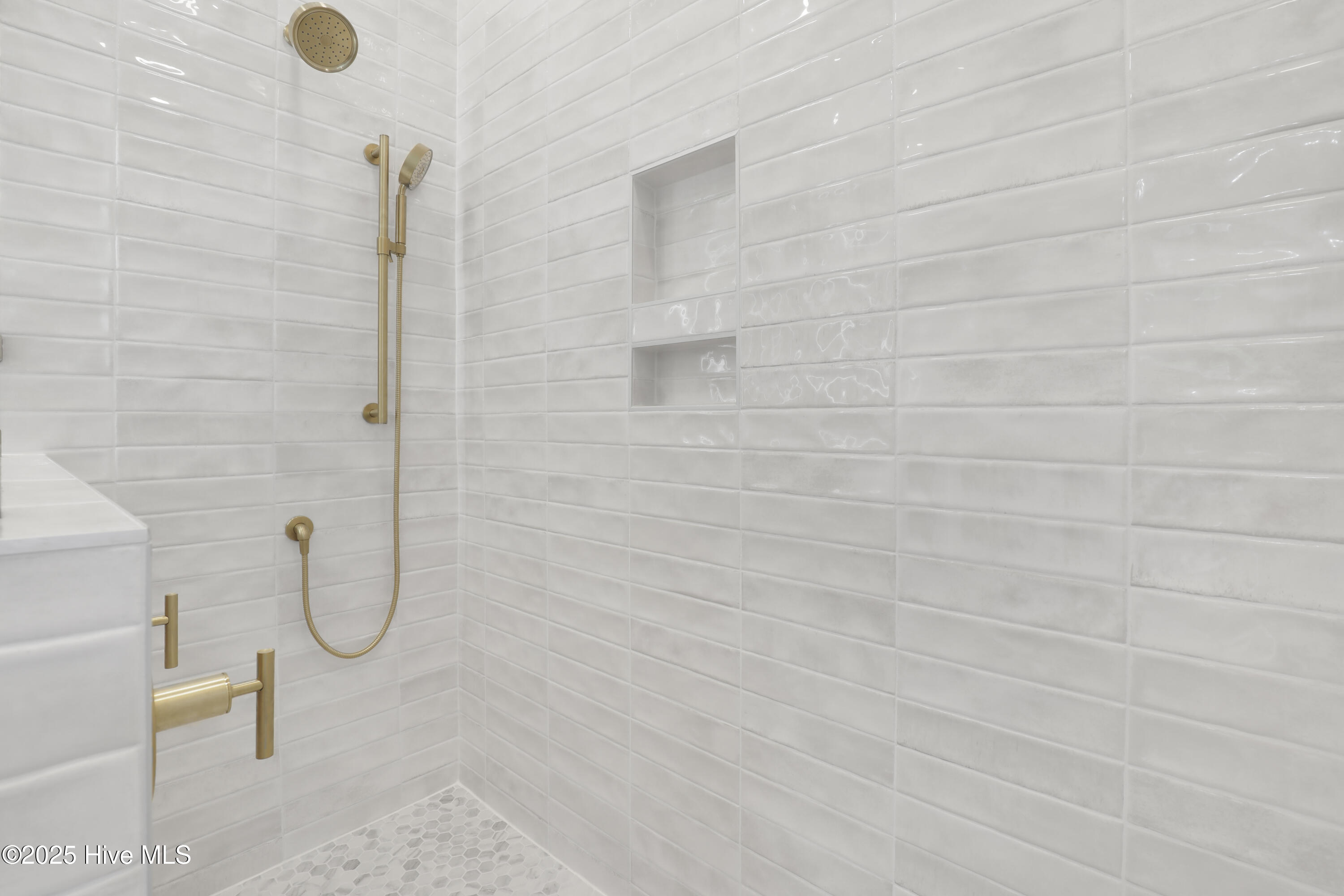 2024 Bay Colony Lane