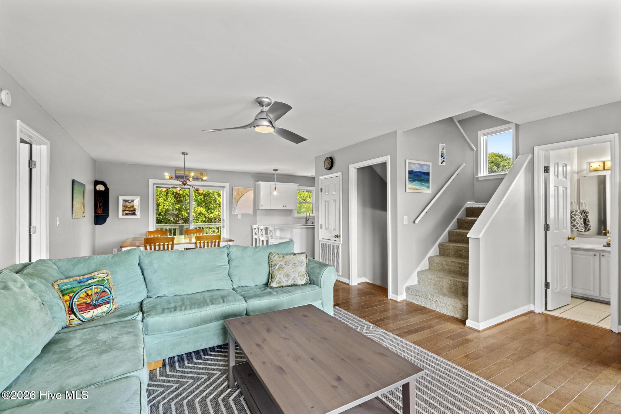 104 Sunset Court