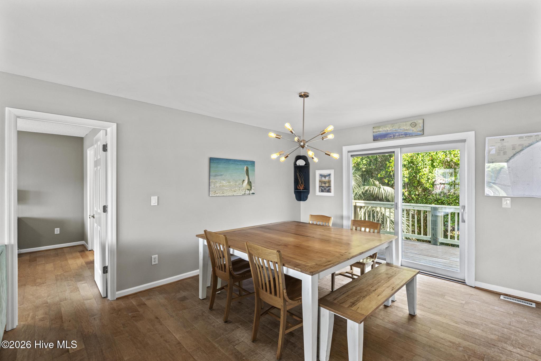 104 Sunset Court