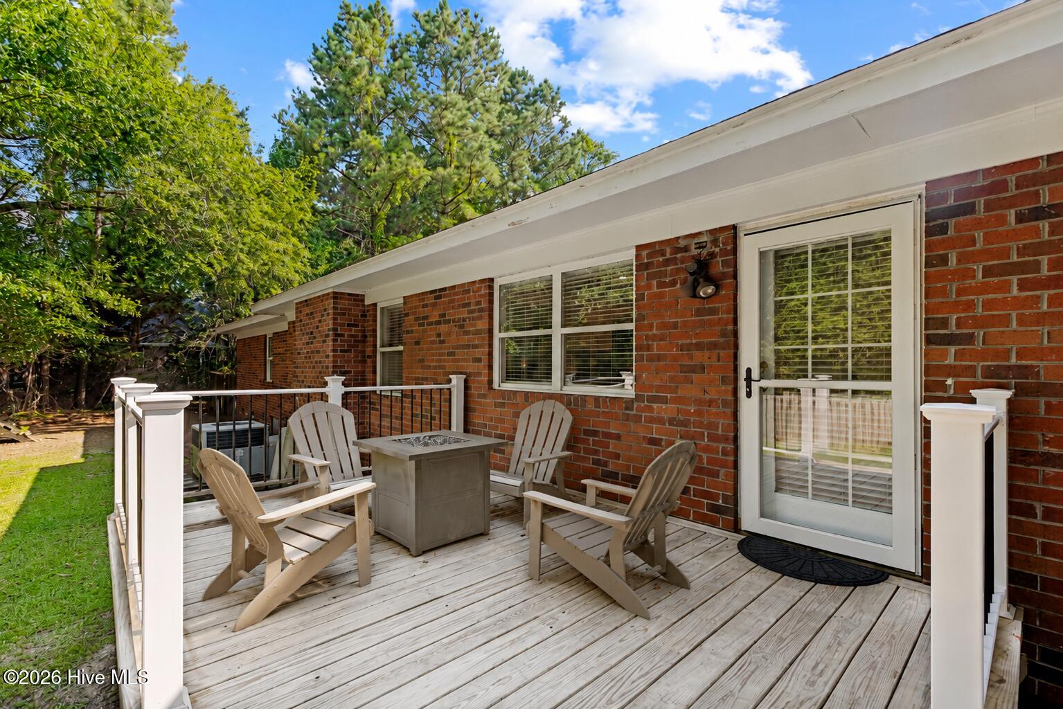 118 S Belvedere Drive