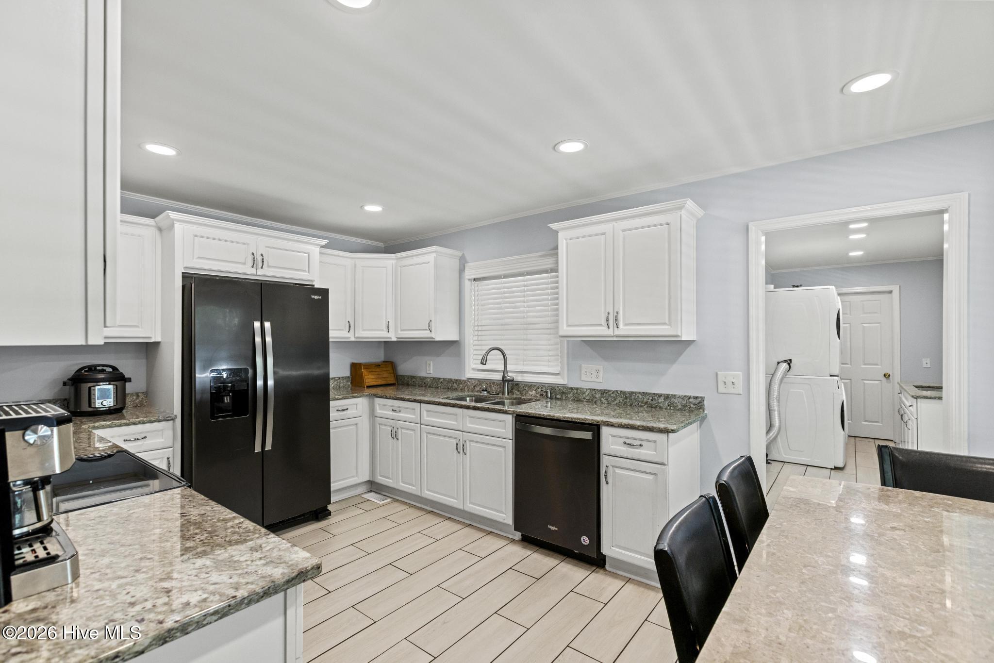 118 S Belvedere Drive