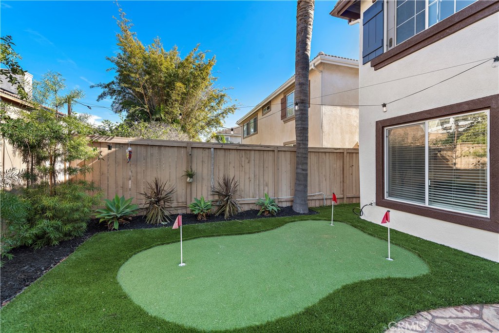 4314 Silver Spring Way