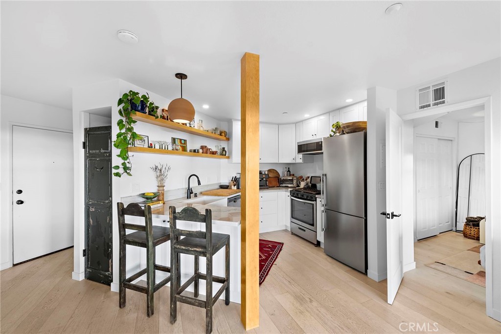 1060 Calle Del Cerro 1105