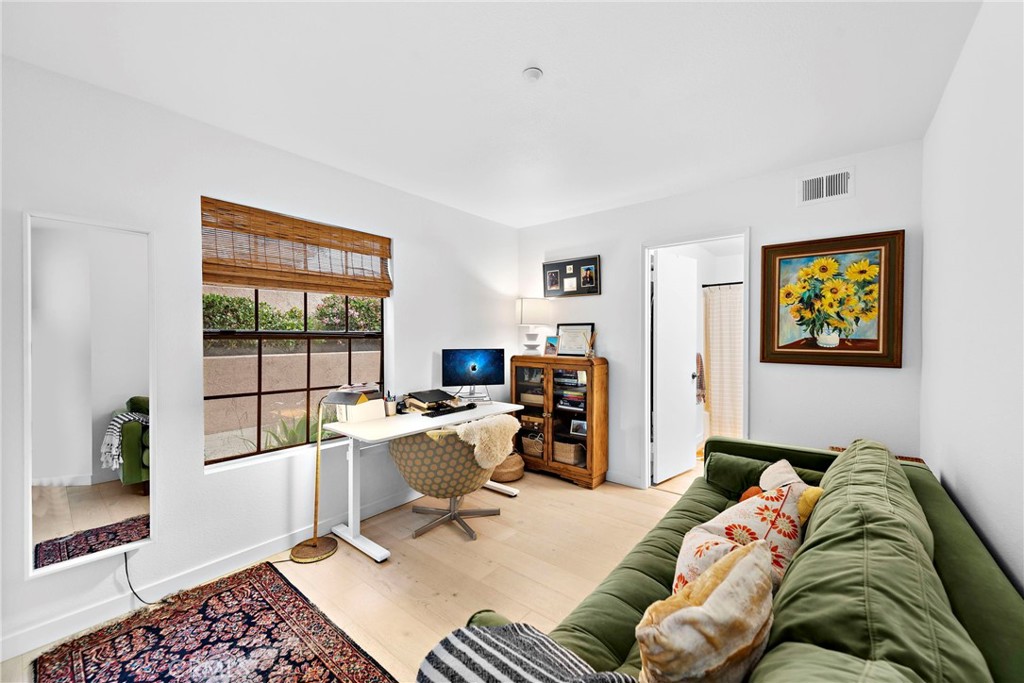 1060 Calle Del Cerro 1105