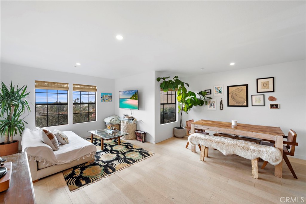 1060 Calle Del Cerro 1105