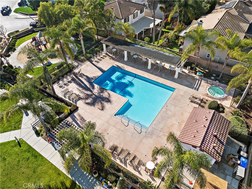 4314 Silver Spring Way