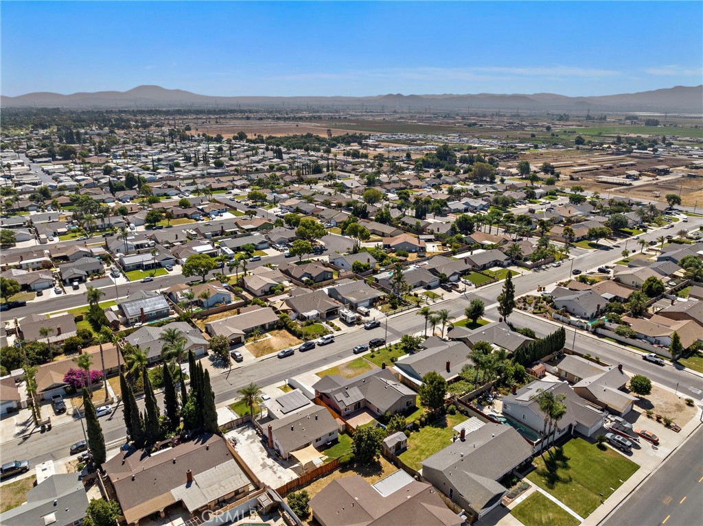 2834 S Augusta Avenue