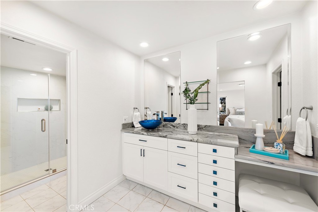 25822 Dana Bluff W 29