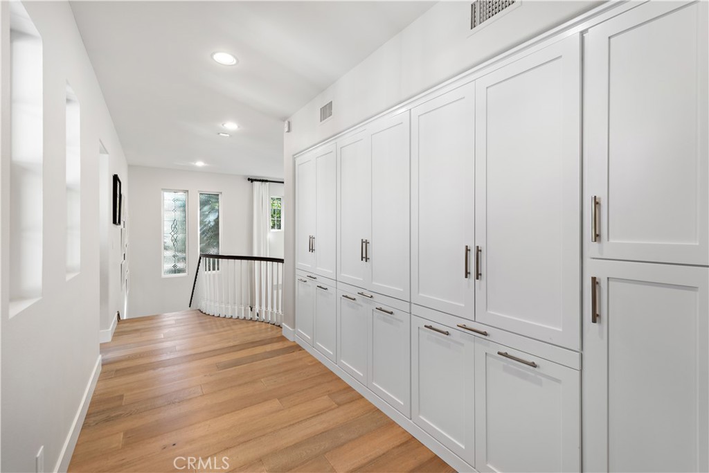 29 Hallcrest Drive