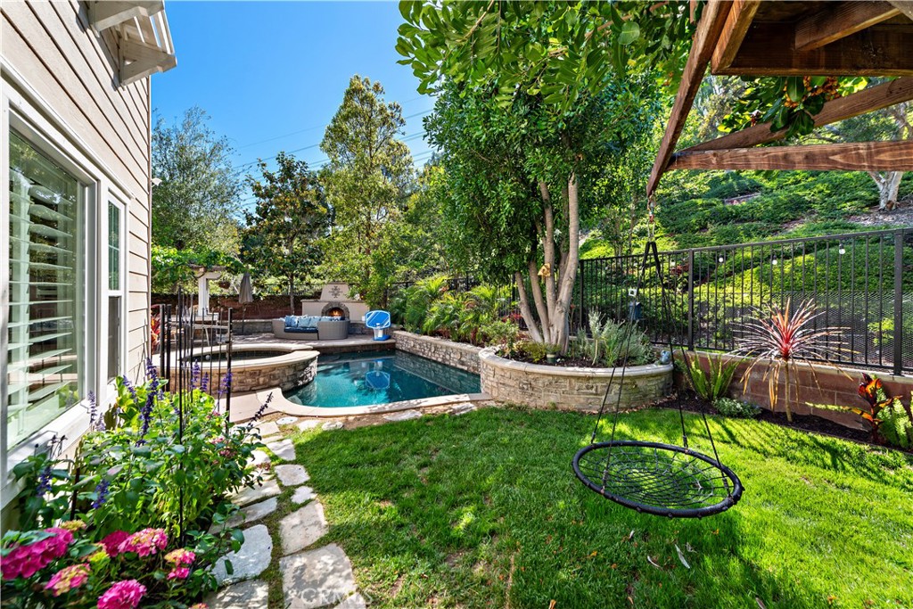 29 Hallcrest Drive