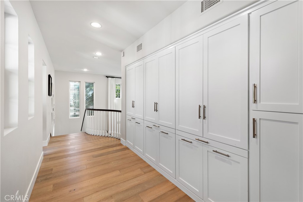 29 Hallcrest Drive