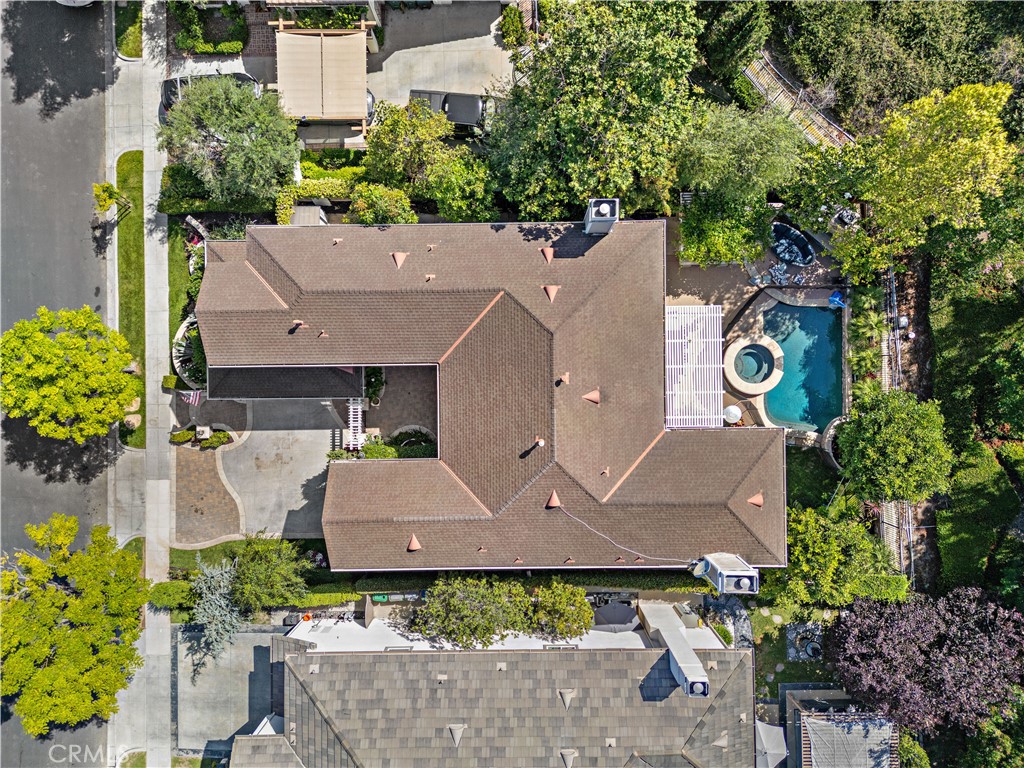 29 Hallcrest Drive