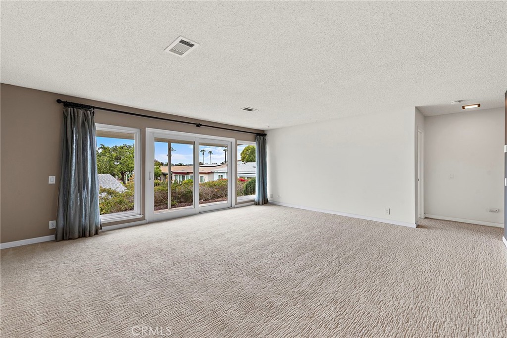 3808 Vista Campana S 52