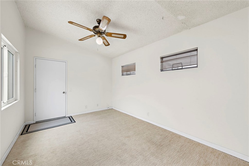 3808 Vista Campana S 52